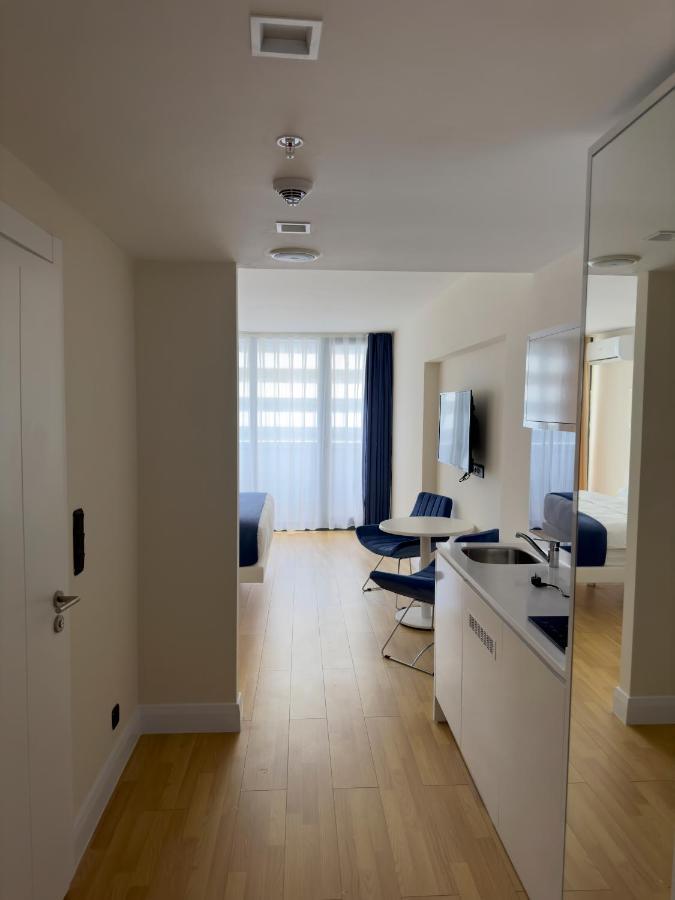 Orbi City Block Superior Class Apartments Batumi Exterior photo